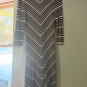 Max Studio Black and White Striped V-Neck Top